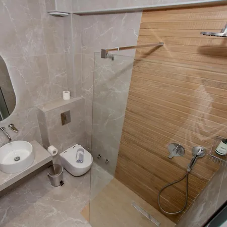 Konstantinoupolis 4*