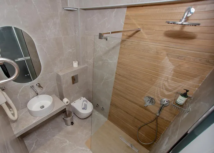 Konstantinoupolis 4*